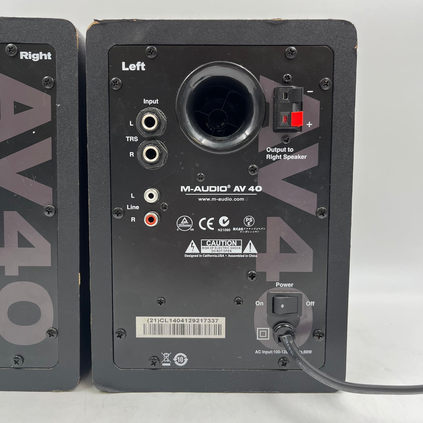 M-Audio AV 40 Studio Monitor Shelf Speakers