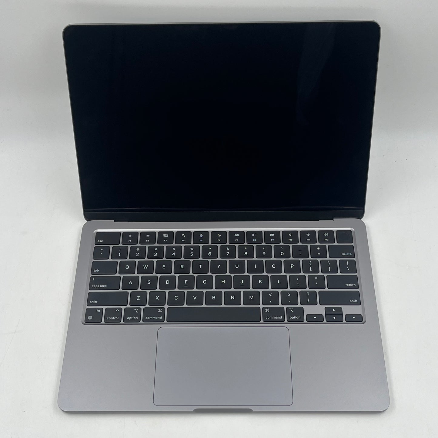2024 Apple MacBook Air 13.6" M3 8C GPU 4.0GHz 8GB RAM 256GB SSD A3113