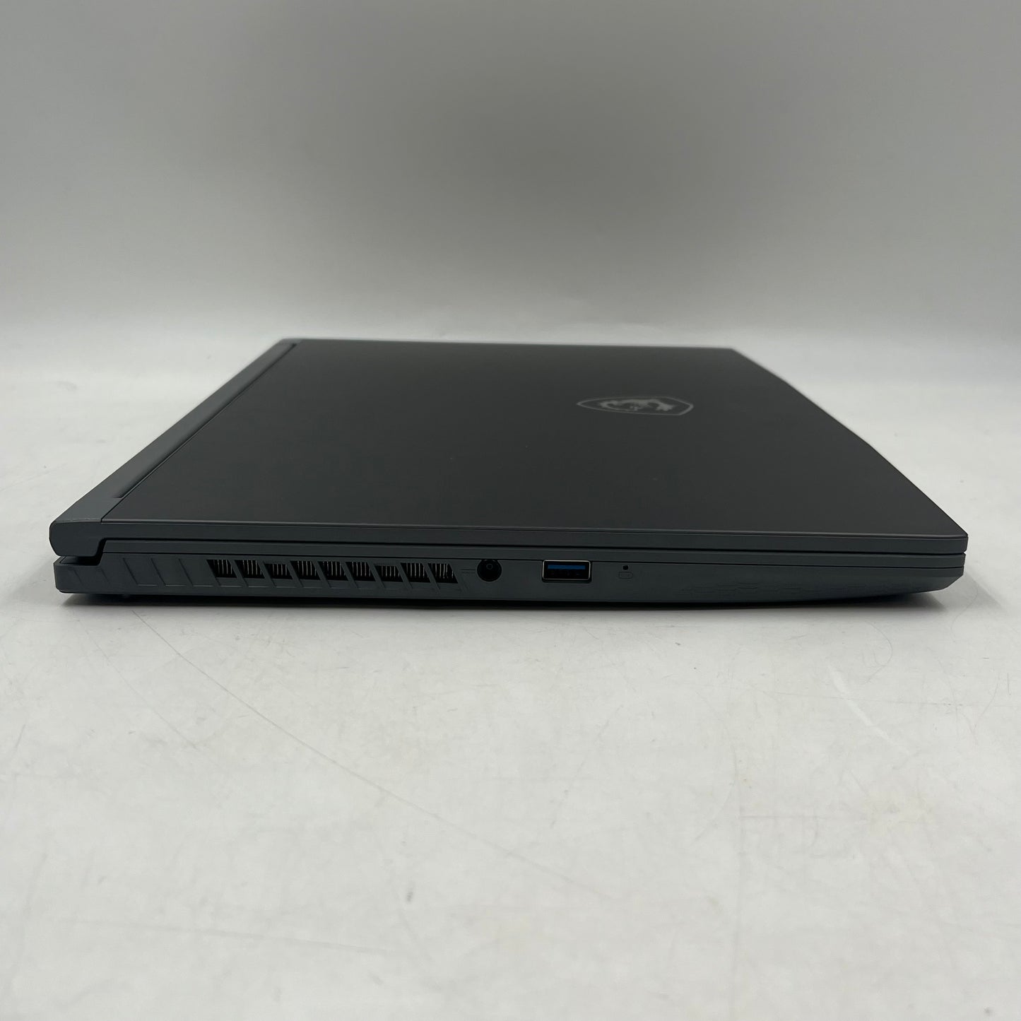 MSI Thin 15 B13VE 15.6" i5-13420H 2.1GHz 16GB RAM 512GB SSD GeForce RTX 4050