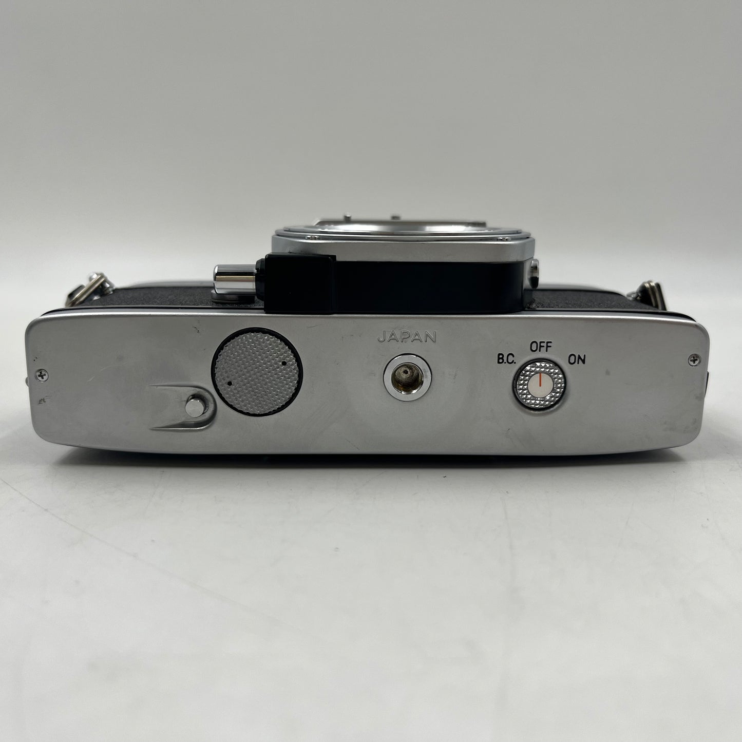 Minolta SRT 201 35MM Film Camera with 200mm Lens