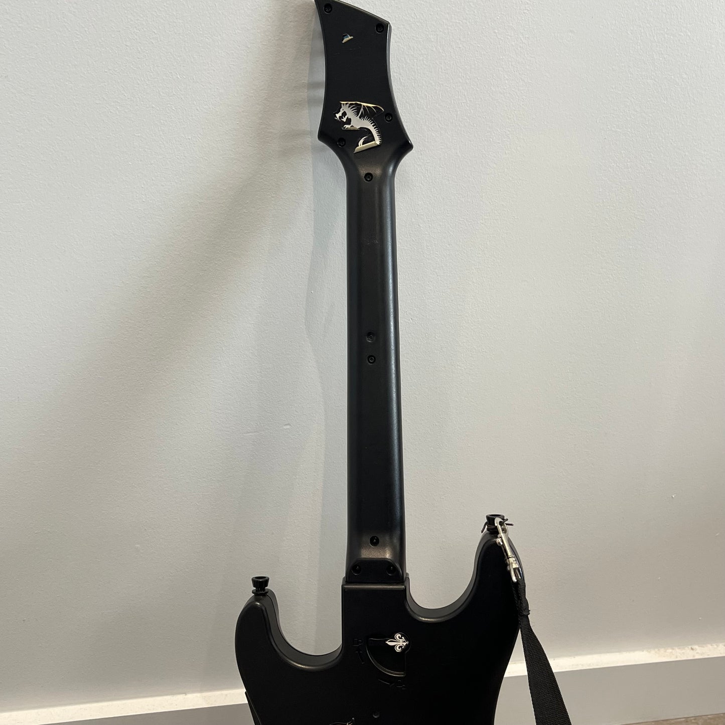 Red Octane Guitar Hero World Tour Wireless Guitar Controller for Xbox 360