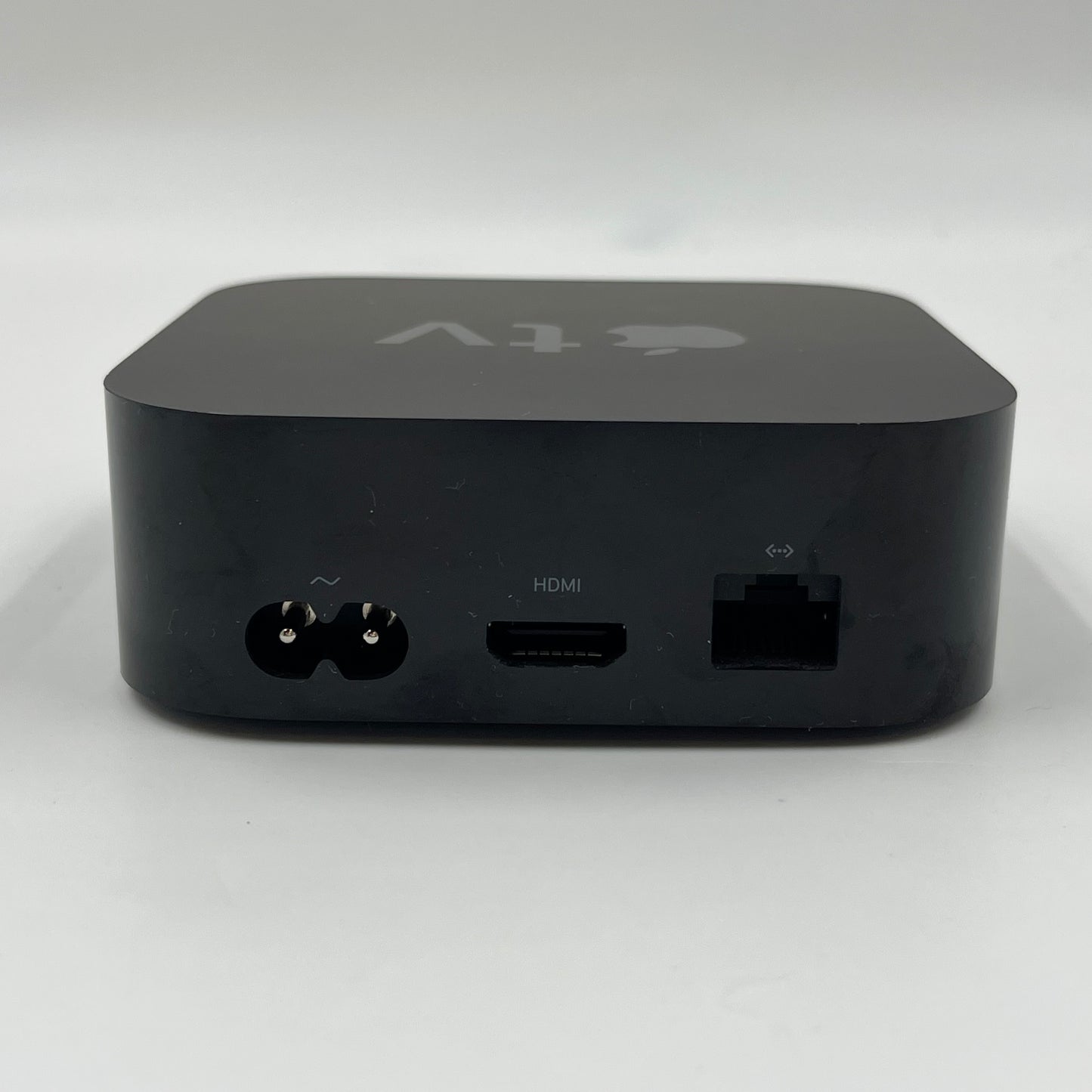 Apple TV 4K 1st Gen 32GB Digital Media Streamer MQD22LL/A WiFi + Ethernet 64GB