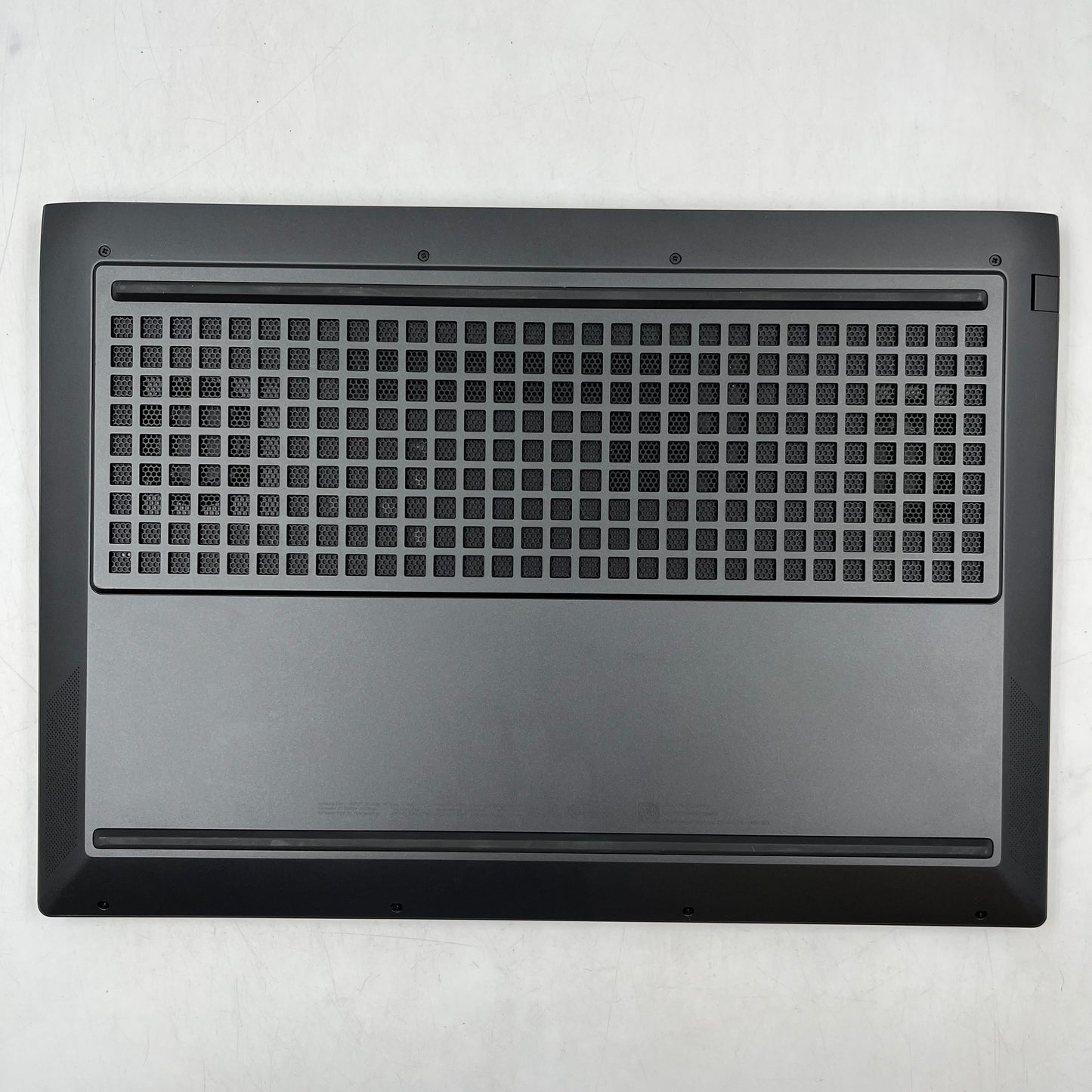 HP Victus 16-R0073CL 16" i7-13700HX 2.1GHz 32GB RAM 1TB SSD GeForce RTX 4060