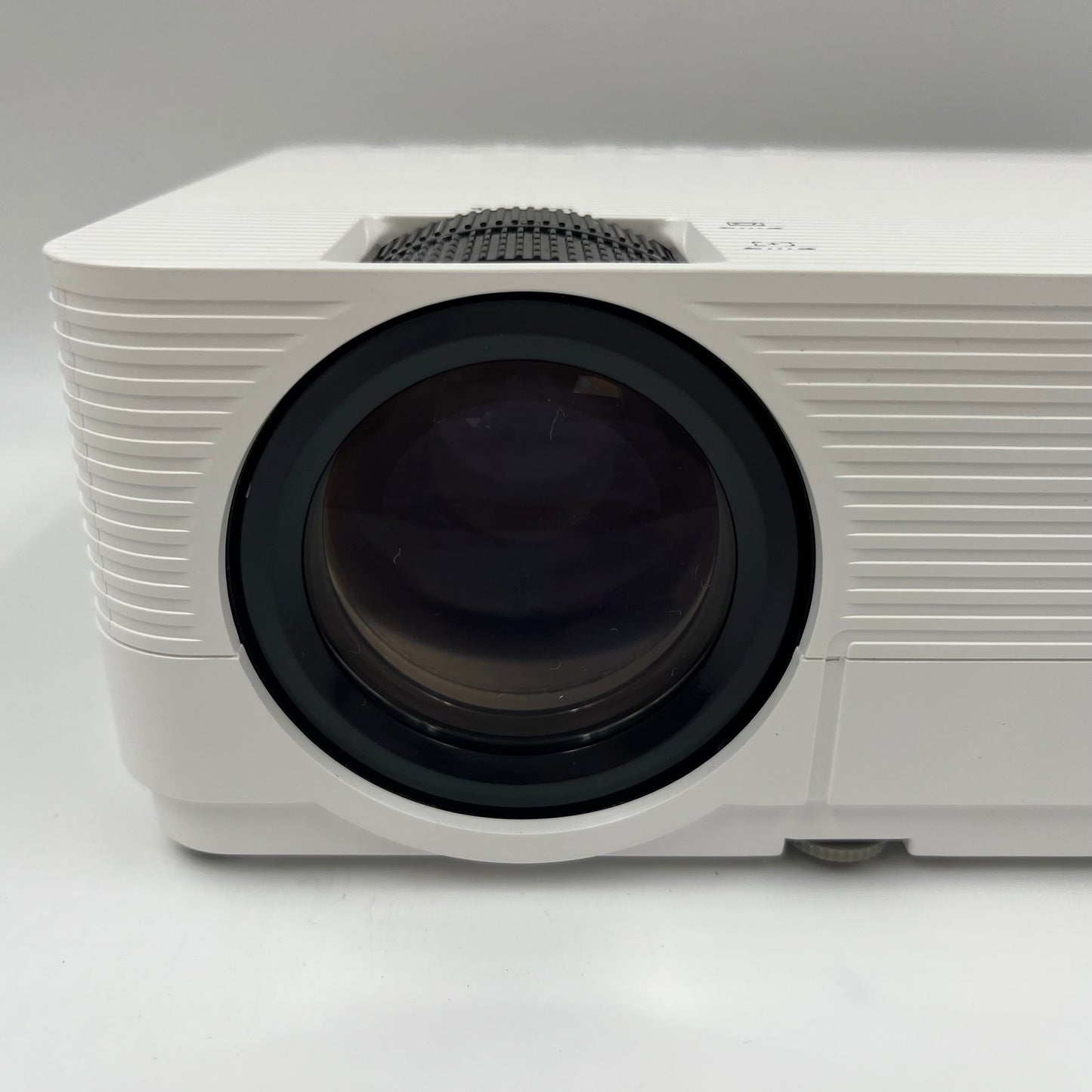 Vankyo Leiser 470 1080 x 1920 170 lumens LED Projector H3