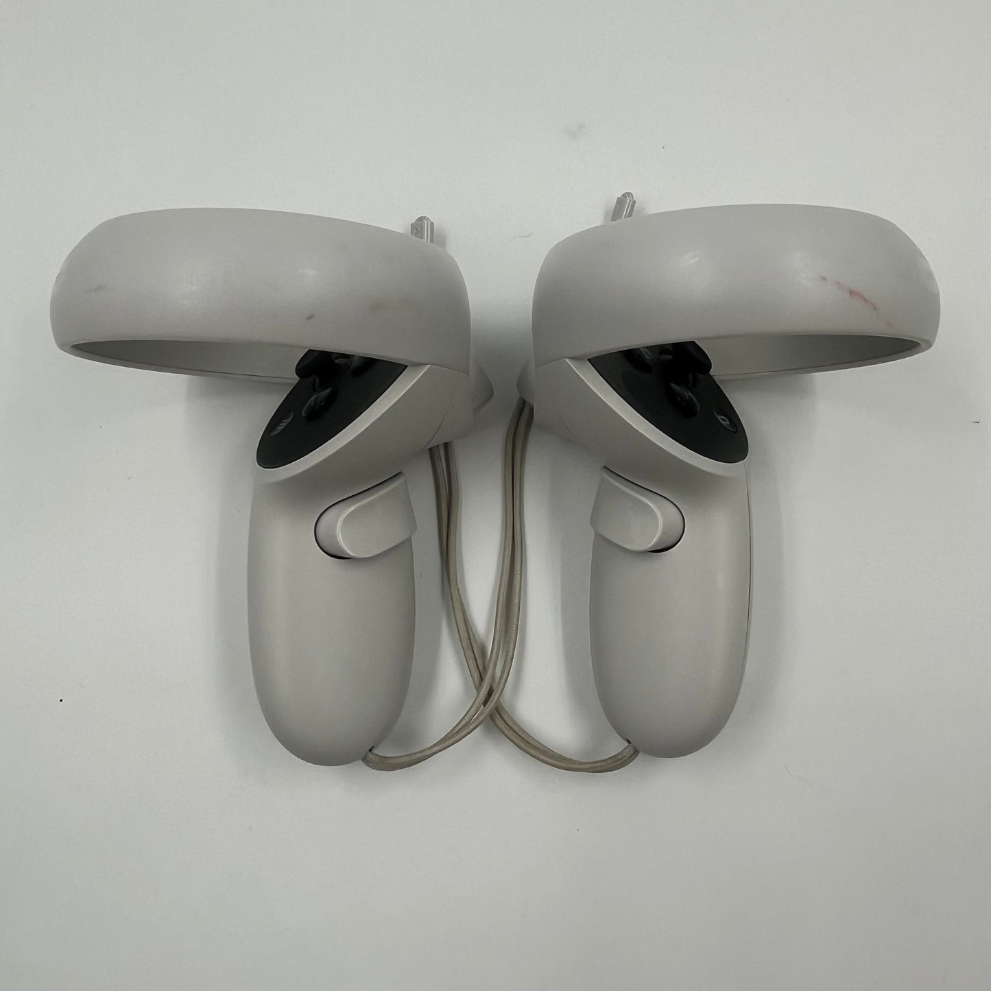 Oculus Quest 2 128GB Standalone All-in-One VR Headset KW49CM