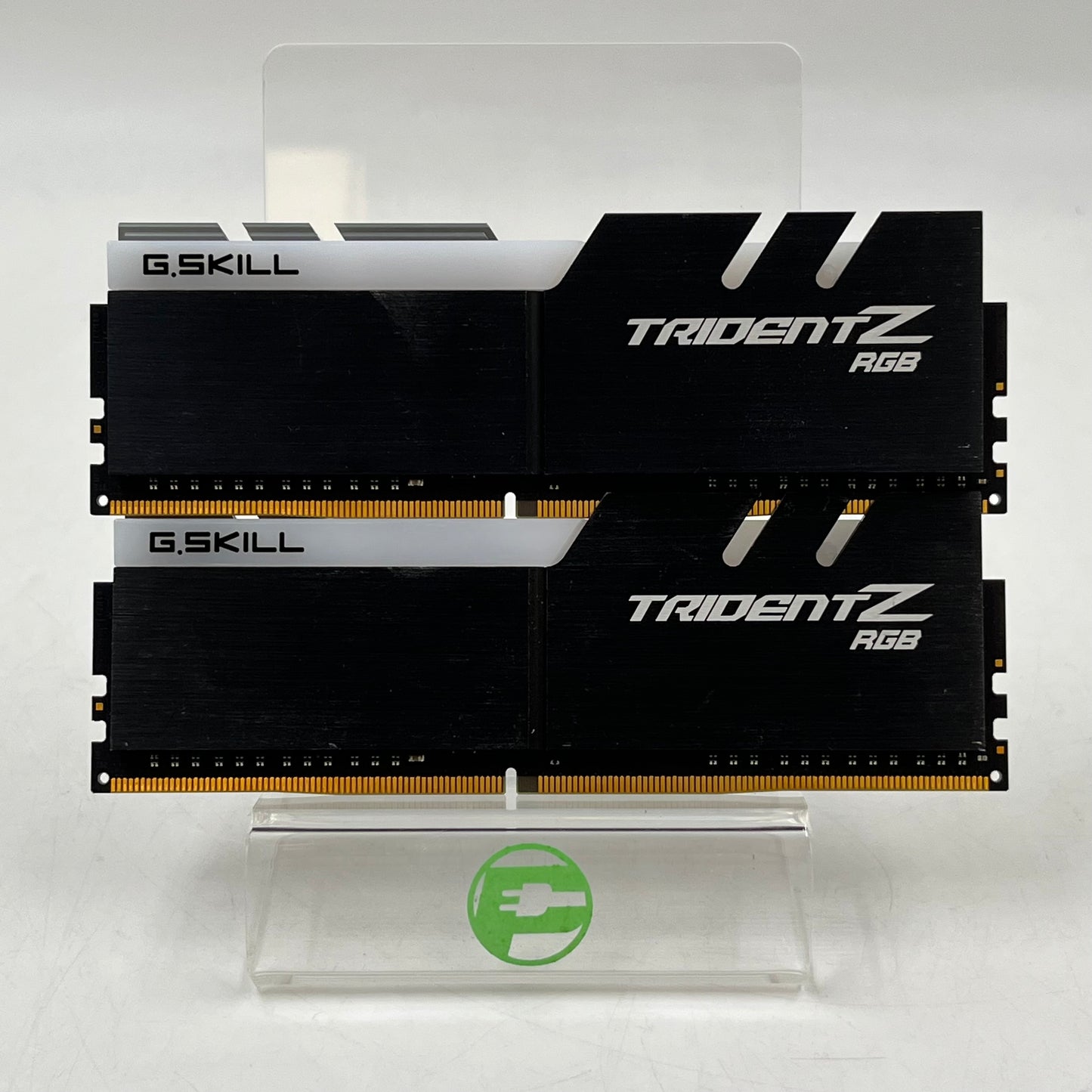 G.Skill Trident Z RGB 32GB (2x16GB) RAM DDR4 3200MHz F4-3200C16D-32GTZR RAM
