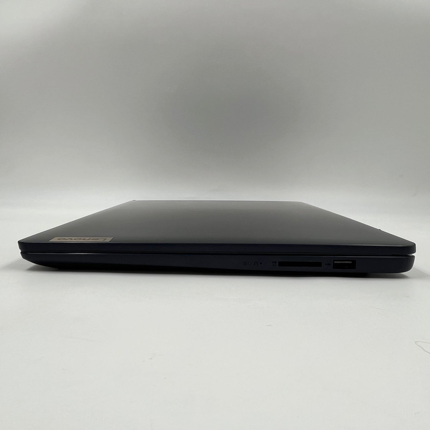 Lenovo IdeaPad 1 15.6" Ryzen 5 7520U 2.8GHz 16GB RAM 256GB SSD