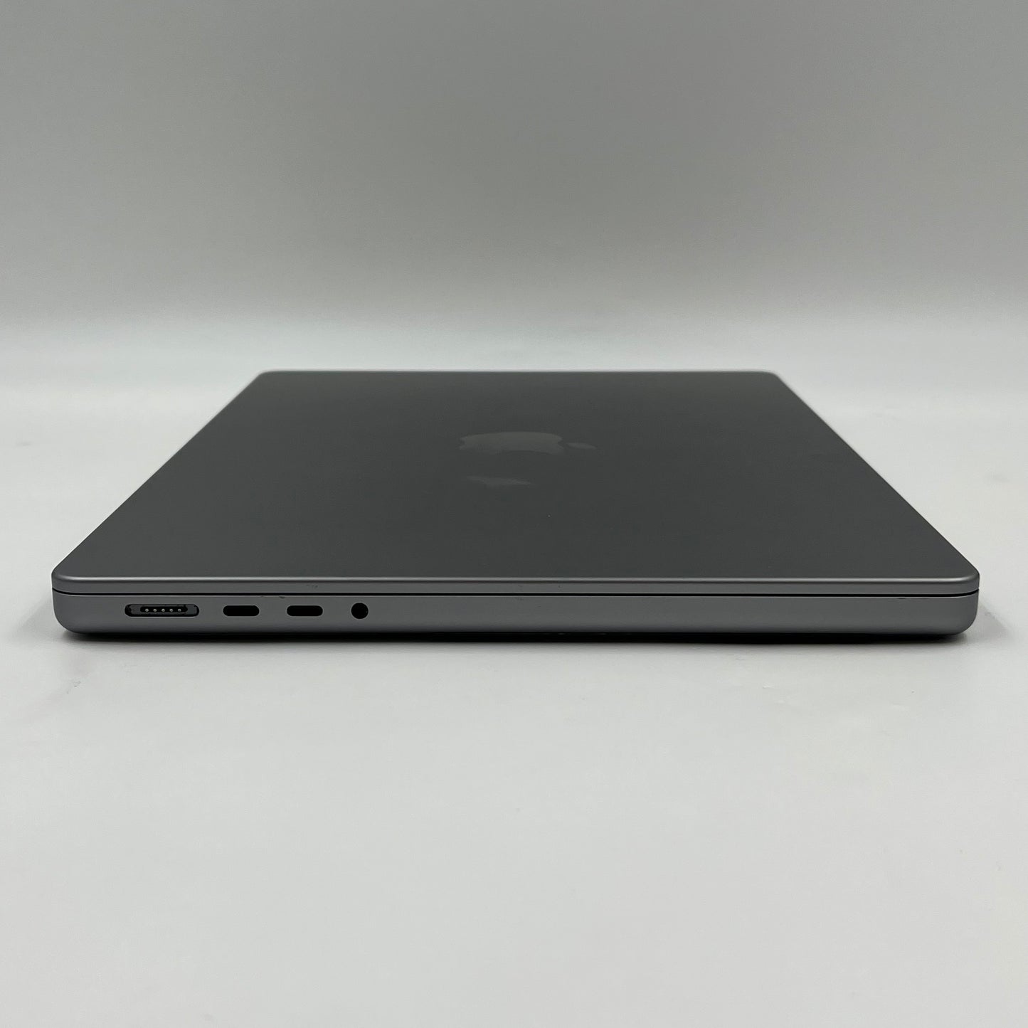 2021 Apple MacBook Pro 14" M1 Pro 16C GPU 3.2GHz 32GB RAM 512GB SSD A2442