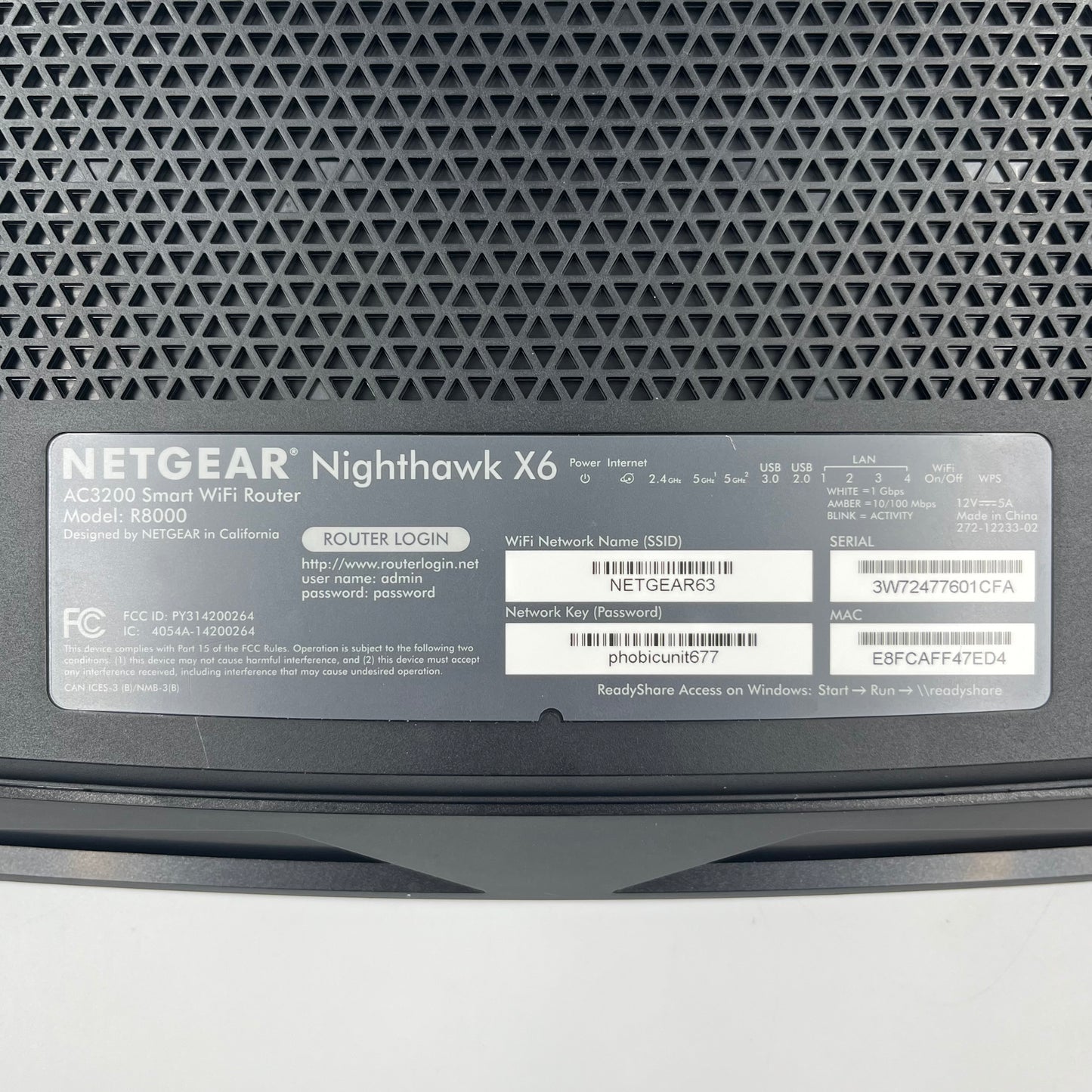 NETGEAR Nighthawk X6 Tri Band 2.4GHz/5Ghz R8000 Wifi Router