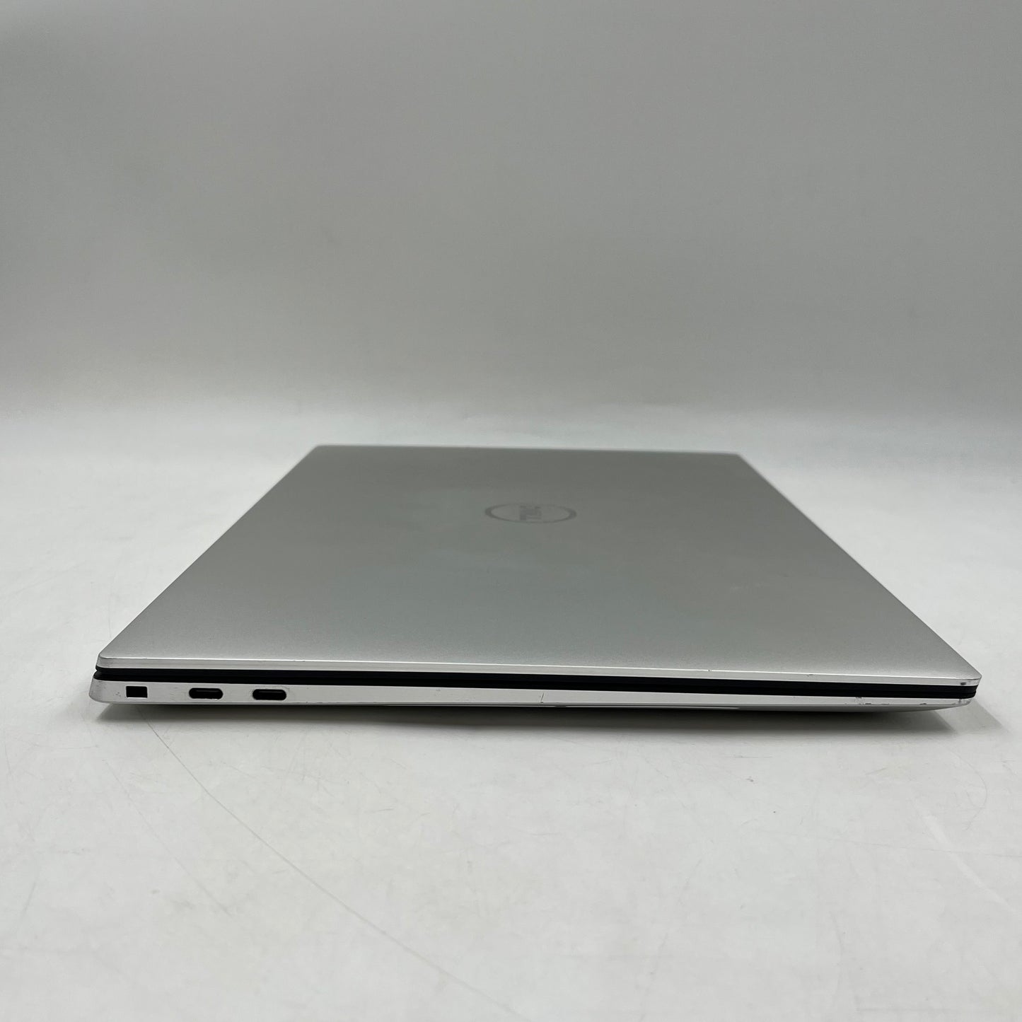 Dell XPS 15 9510 15.6" i9-11900H 2.5GHz 32GB RAM 1TB SSD GeForce RTX 3050 Ti