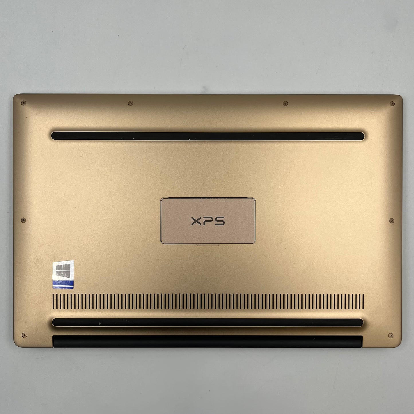 Dell XPS 9360 13.3" i7-8550U 2.0GHz 16GB RAM 256GB SSD