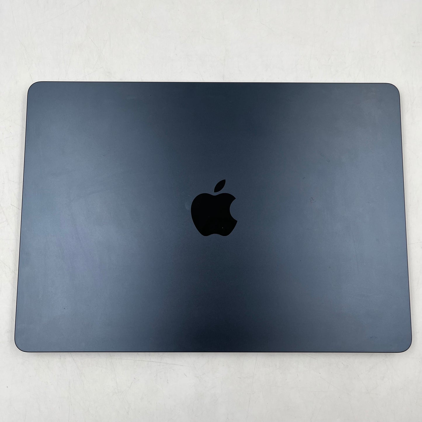 2022 Apple MacBook Air 13.6" M2 8C GPU 3.5GHz 8GB RAM 256GB SSD MLY33LL/A
