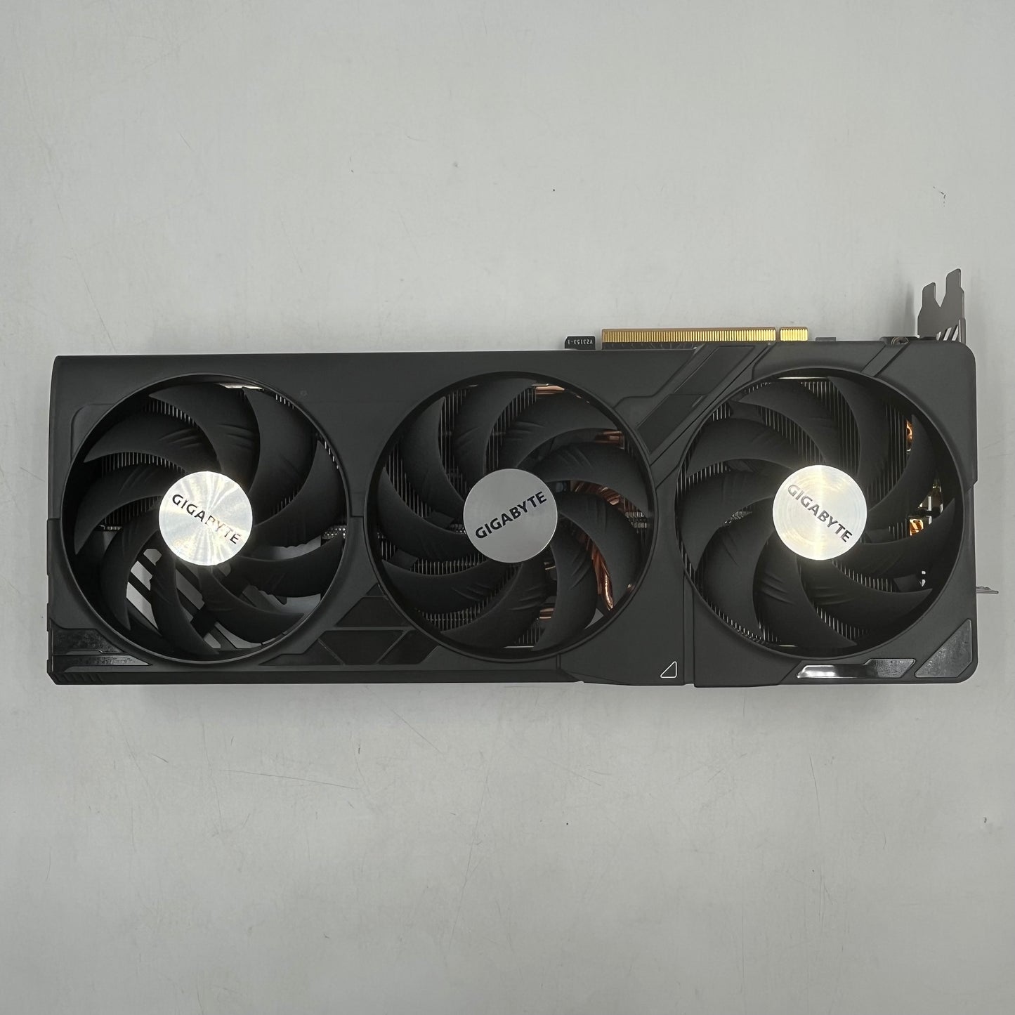 Gigabyte GeForce RTX™ 4070 Ti Super 16GB GDDR6X Graphics Card GV-N407TSWF3MAX