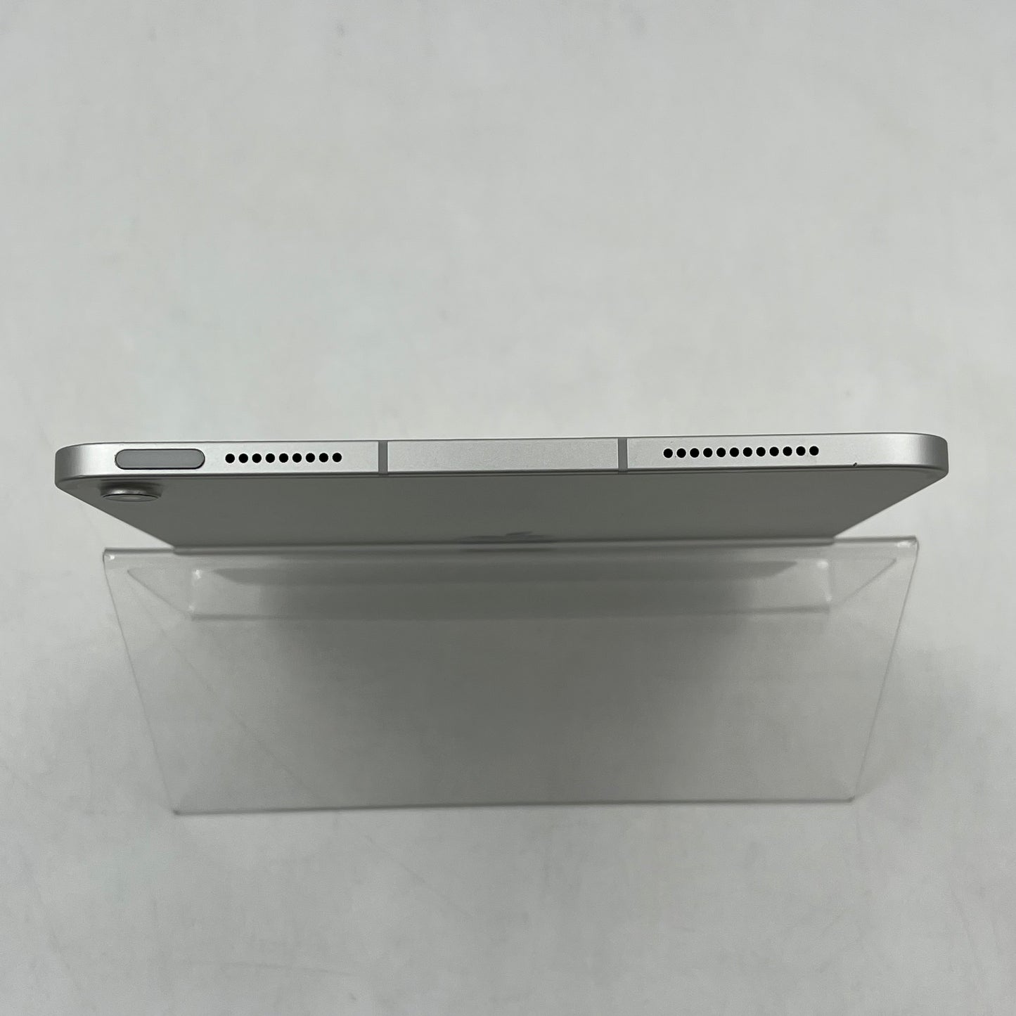 WiFi Only Apple iPad 11" (A16) 128GB Silver MD7F4LL/A