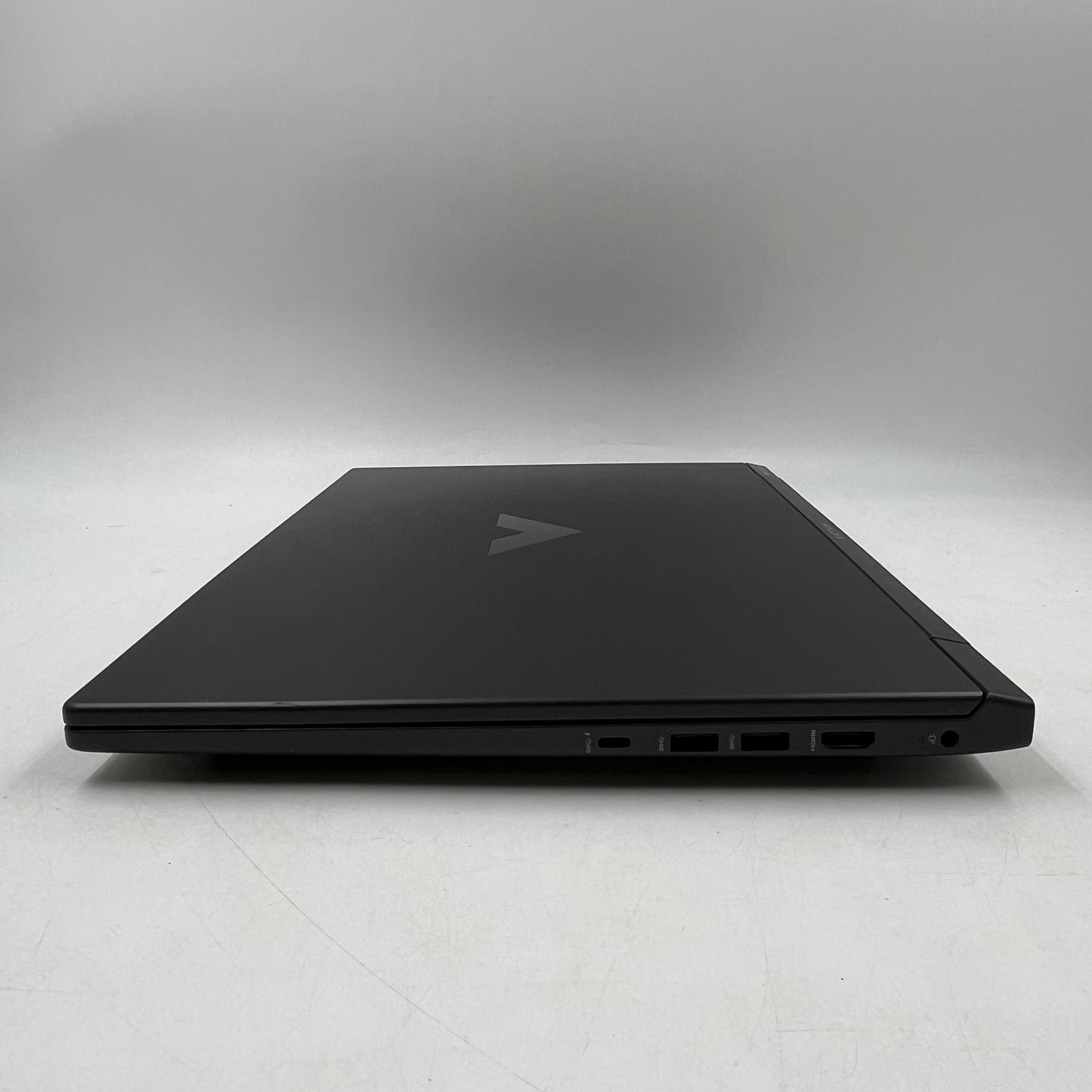 HP Victus 16-R0073CL 16" i7-13700HX 2.1GHz 32GB RAM 1TB SSD GeForce RTX 4060