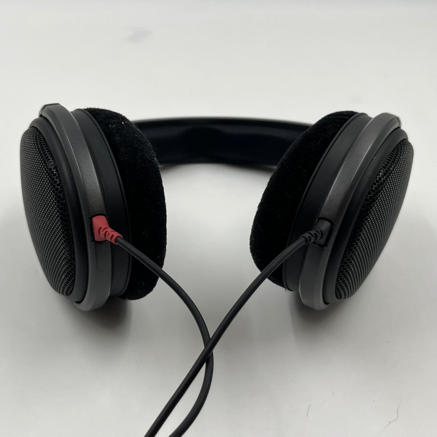Sennheiser HD 600 Wired Over-Ear Headphones Black