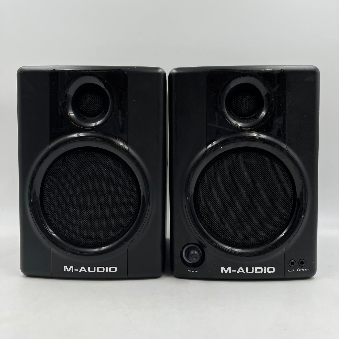 M-Audio AV 40 Studio Monitor Shelf Speakers