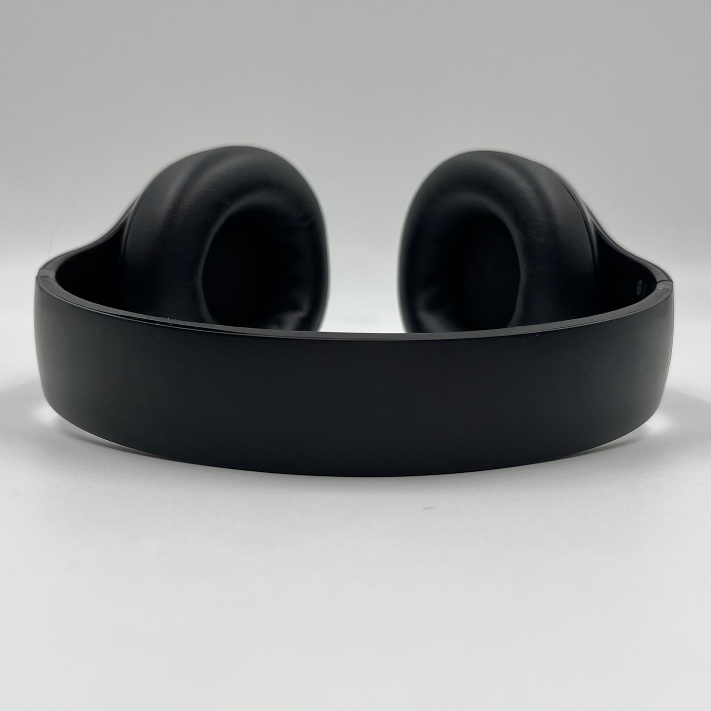 Beats Studio Pro Wireless Over-Ear Bluetooth Headphones Black A2924