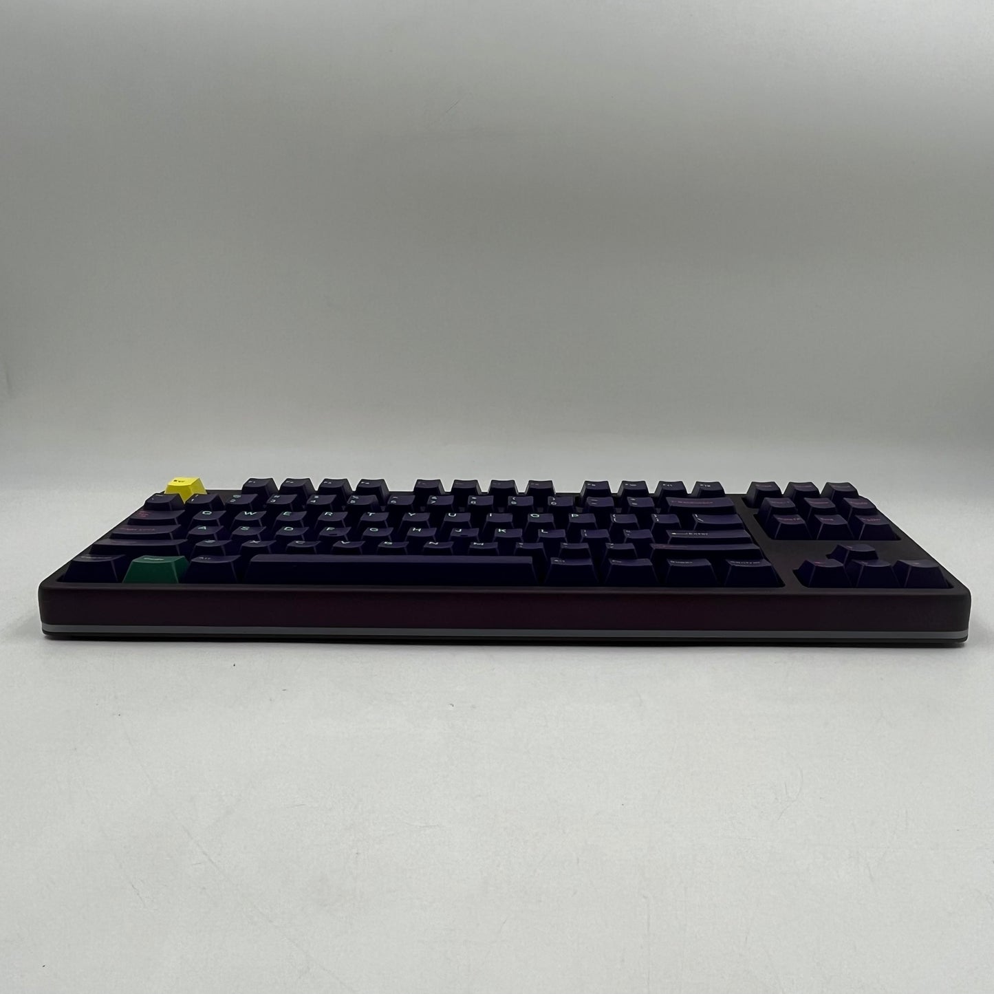 Drop Amethyst Gemstone Wired Mechanical Keyboard