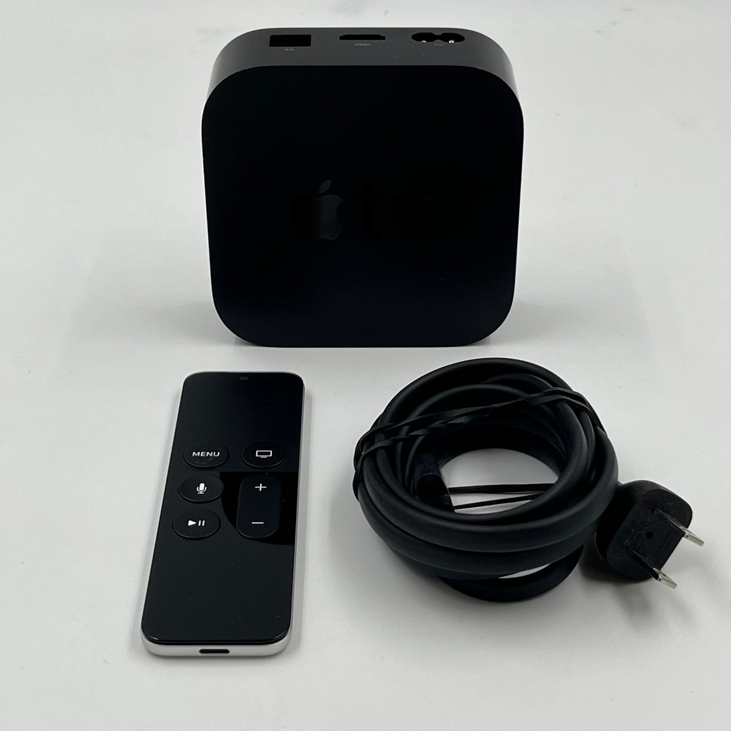 Apple TV 4K 1st Gen 32GB Digital Media Streamer MQD22LL/A WiFi + Ethernet 64GB