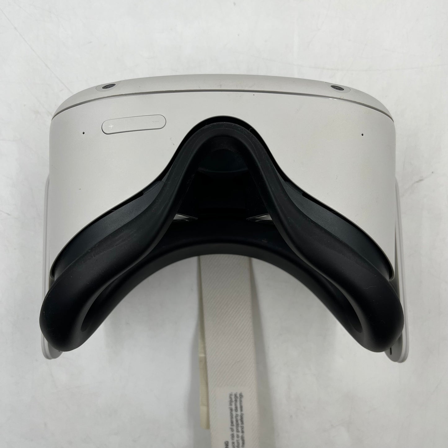 Oculus Quest 2 128GB Standalone All-in-One VR Headset KW49CM