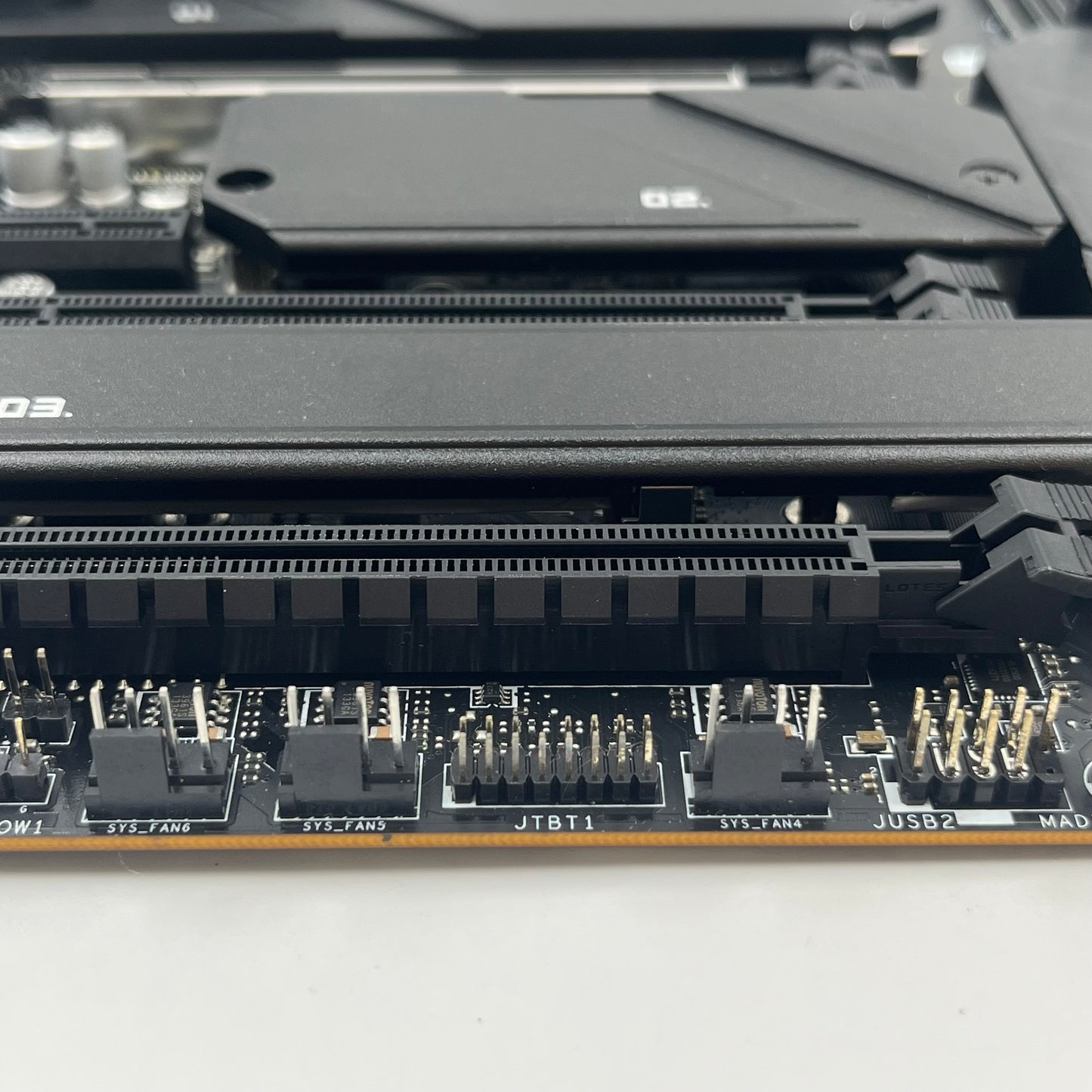 MSi MAG Z690 Tomahawk LGA 1700 ATX Motherboard