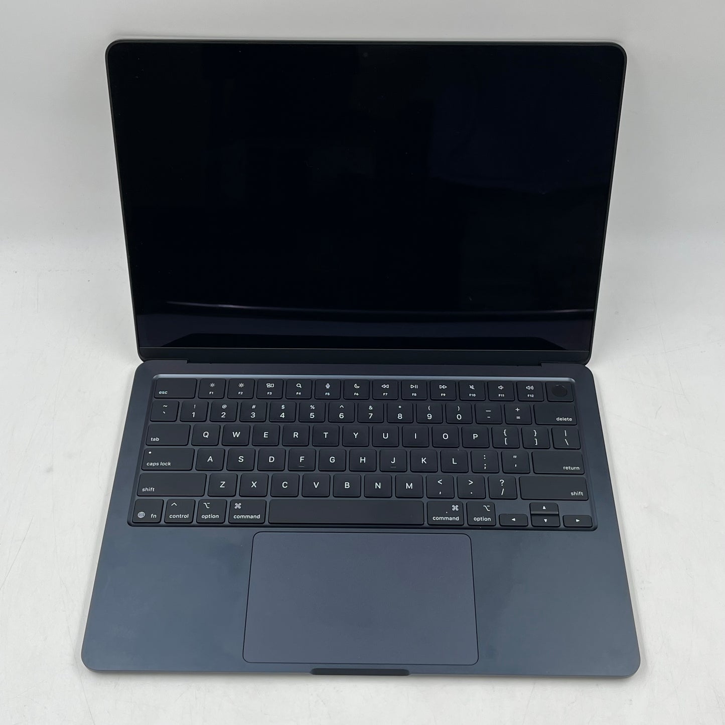 2025 Apple MacBook Air 13.6" M4 8C GPU 4.5GHz 16GB RAM 256GB SSD A3240