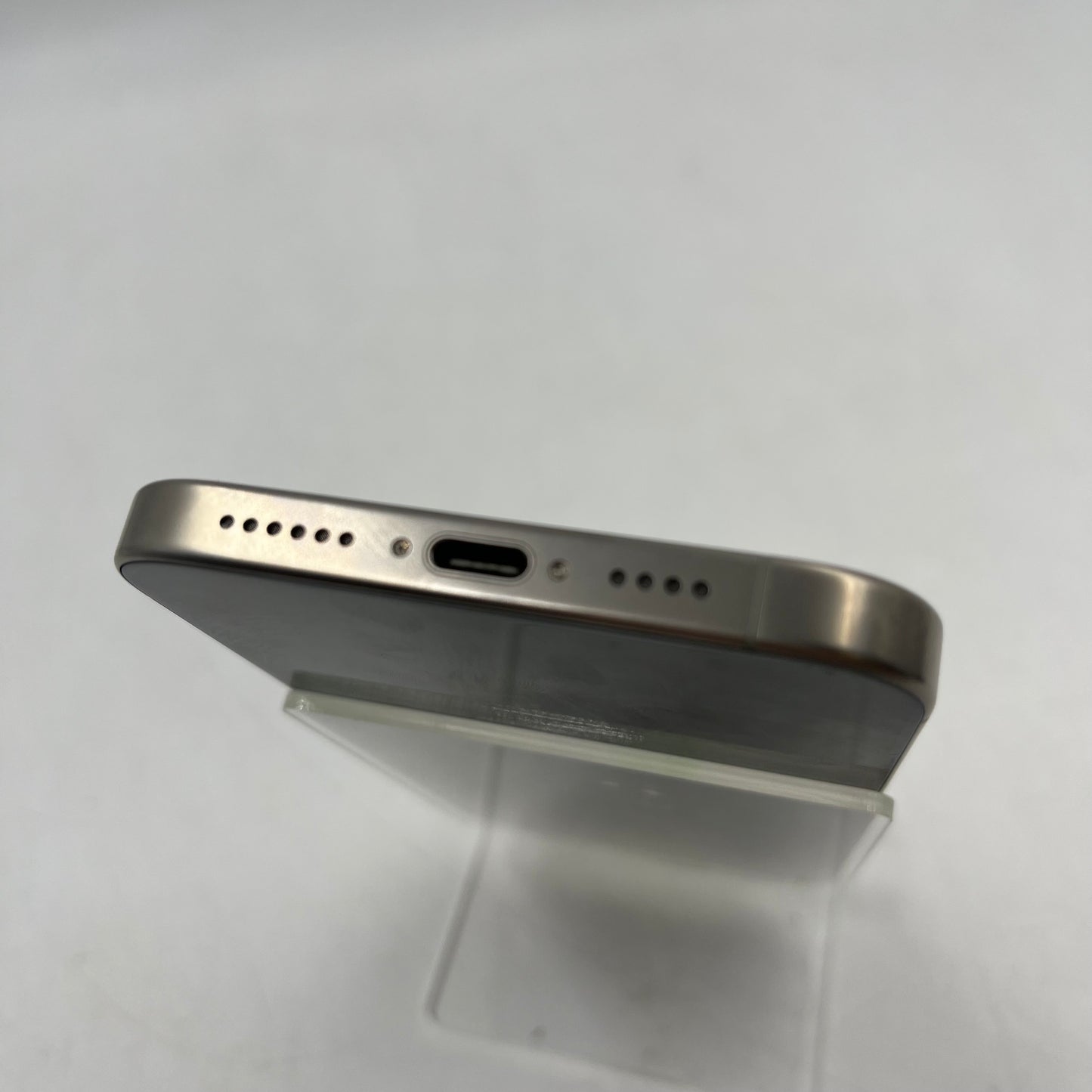 Unlocked Apple iPhone 16 Pro Max 512GB White Titanium MYWA3LL/A