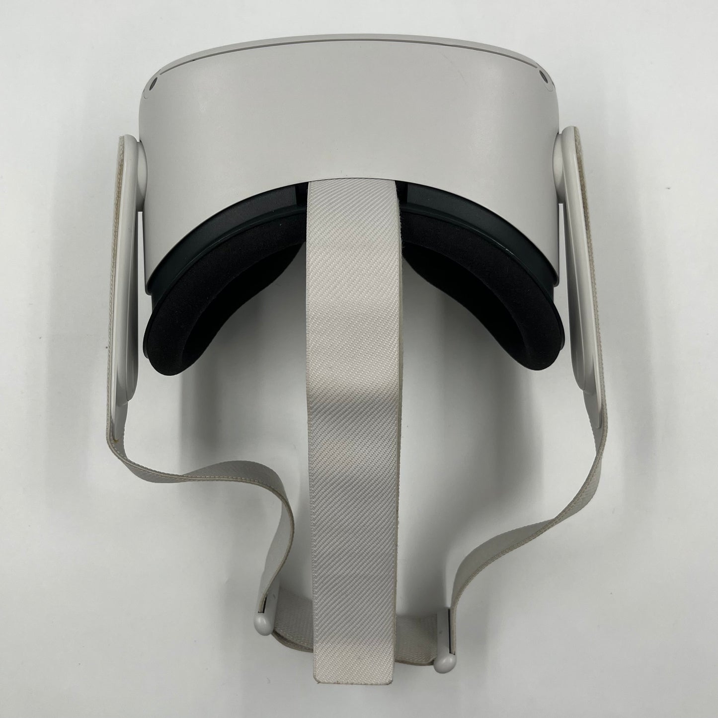 Oculus Quest 2 128GB Standalone All-in-One VR Headset KW49CM