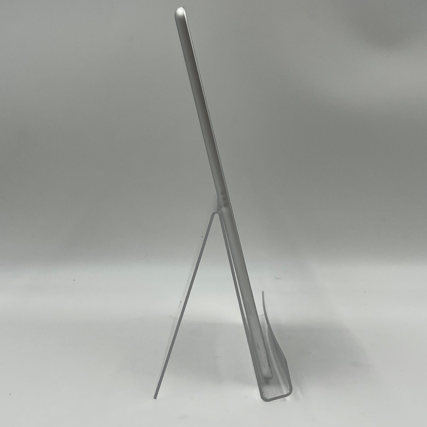WiFi Only Apple iPad 9th Gen 256GB Silver MK2P3LL/A