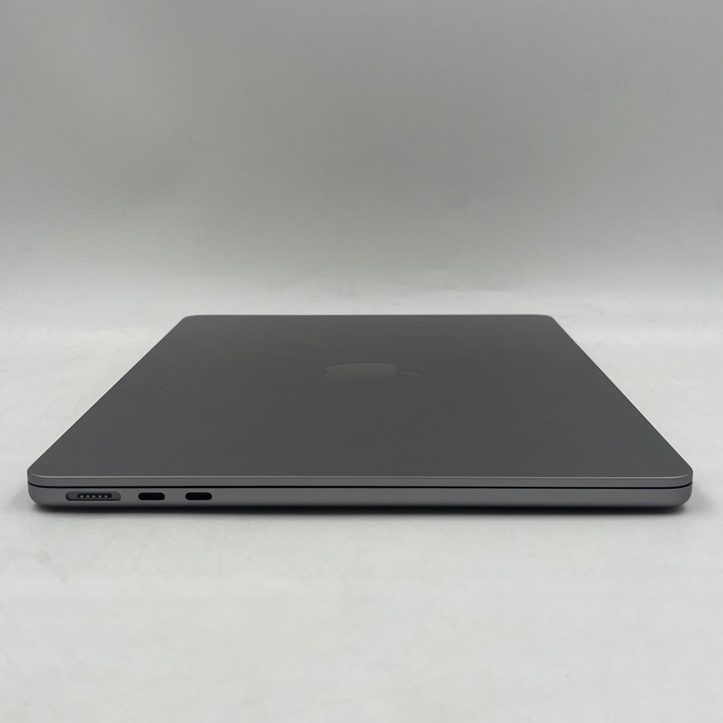 2024 Apple MacBook Air 13.6" M3 8C GPU 4.0GHz 8GB RAM 256GB SSD A3113