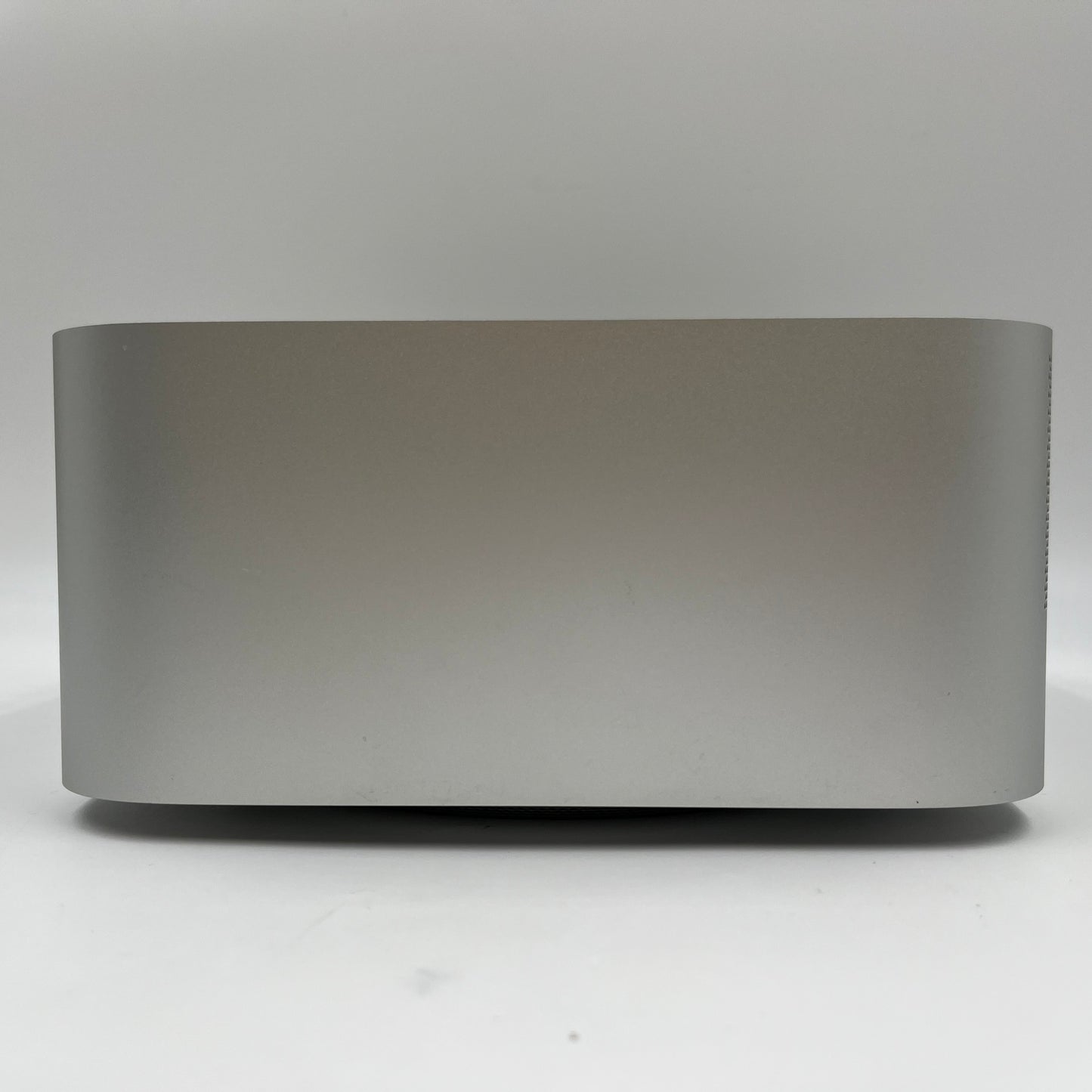 2023 Apple Mac Studio M2 Max 3.5GHz 32GB RAM 512GB SSD Silver A2901