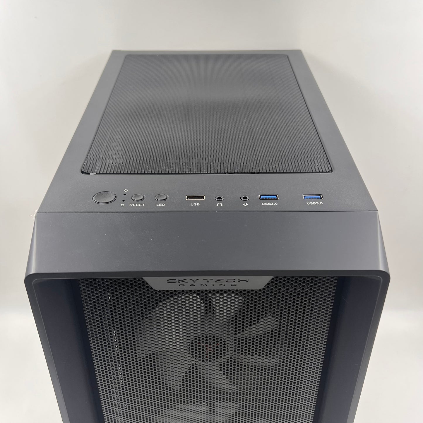 Skytech Nebula i5-13400F 2.50GHz 16GB RAM 1TB SSD Nvidia GeForce RTX 4060