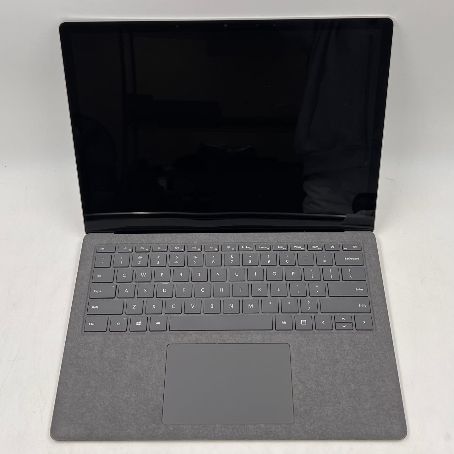 Microsoft Surface Laptop 4 1958 13.5" Ryzen 5 2.2GHz 8GB RAM 256GB SSD