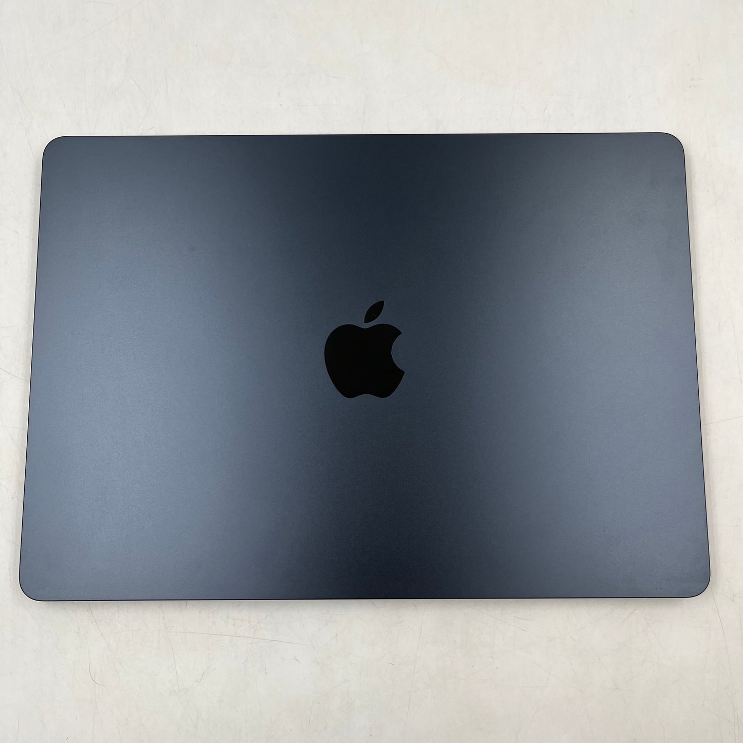 2024 Apple MacBook Air 13.6" M3 8C GPU 4.0GHz 16GB RAM 256GB SSD A3113