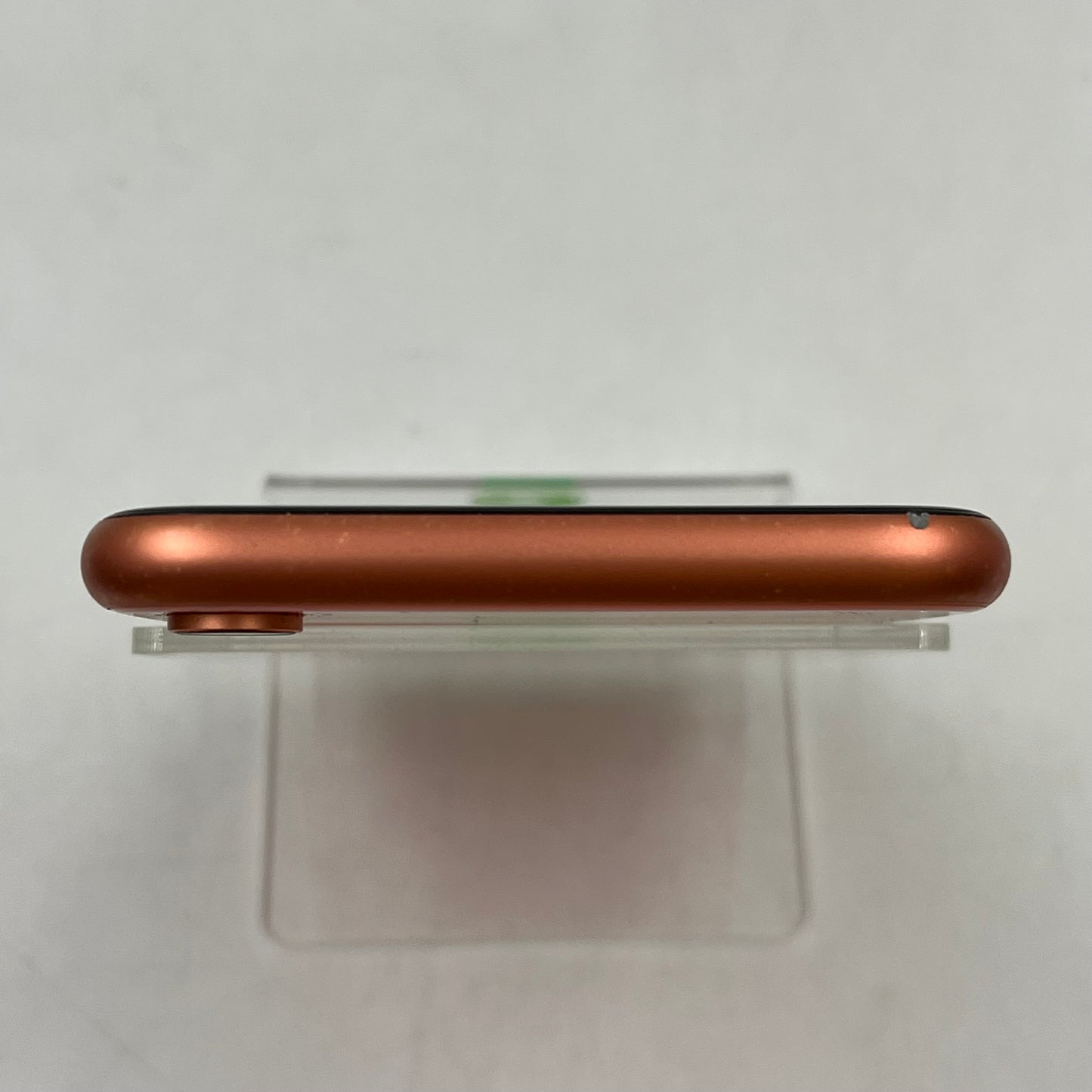 Unlocked Apple iPhone XR 64GB 17.6.1 Coral MT342LL/A