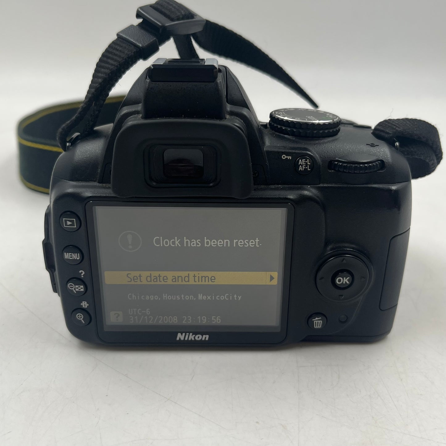Nikon D3000 10.0MP DSLR Camera Body Only