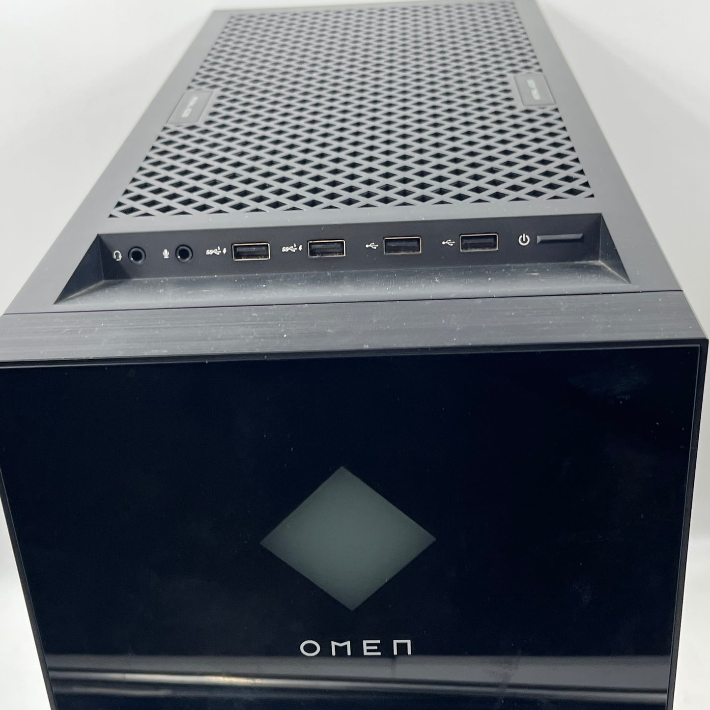 HP Omen OMEN 40L Ryzen 7 5700G 3.80GHz 16GB RAM 1TB SSD GeForce RTX 3070