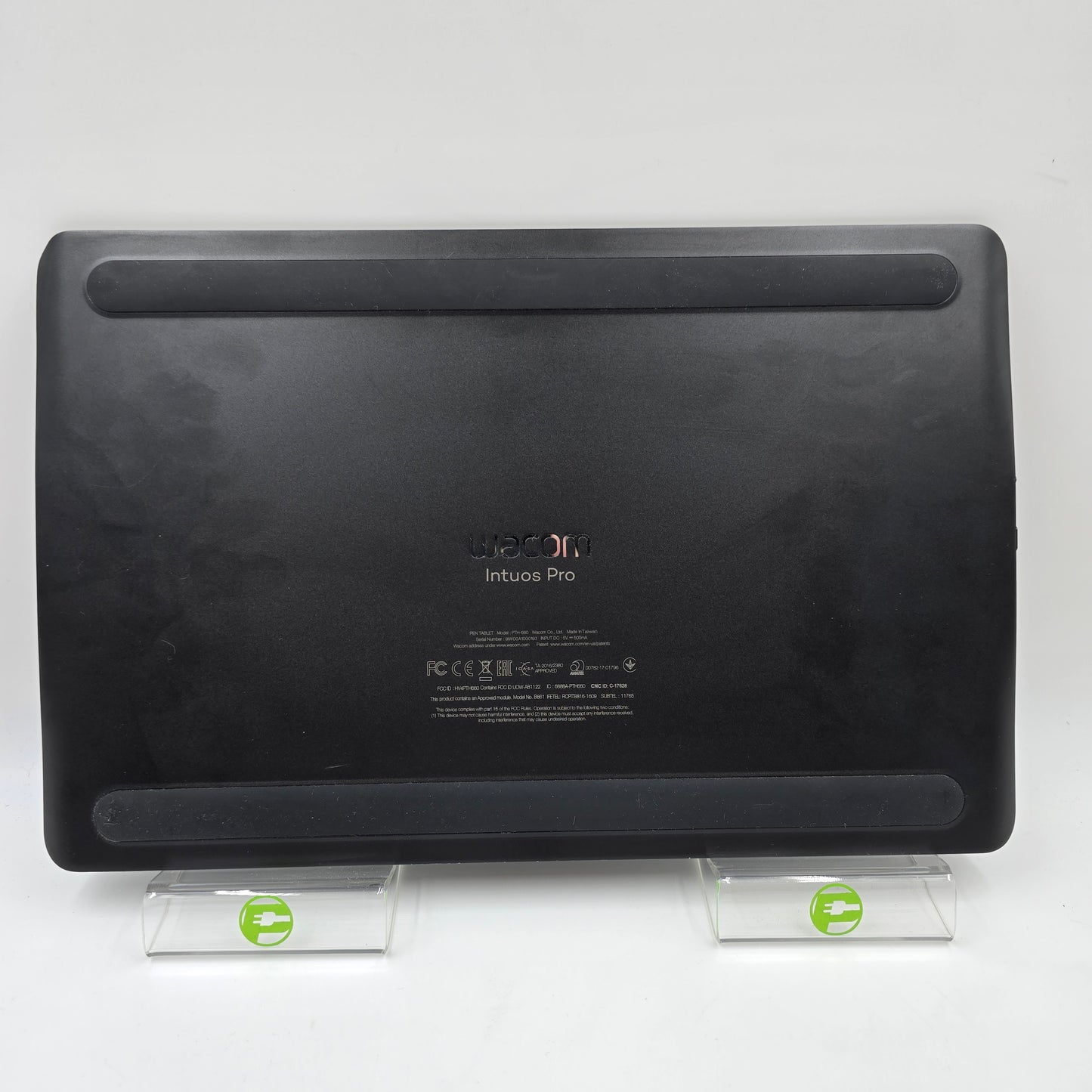 Wacom Intuos Pro Black PTH-660