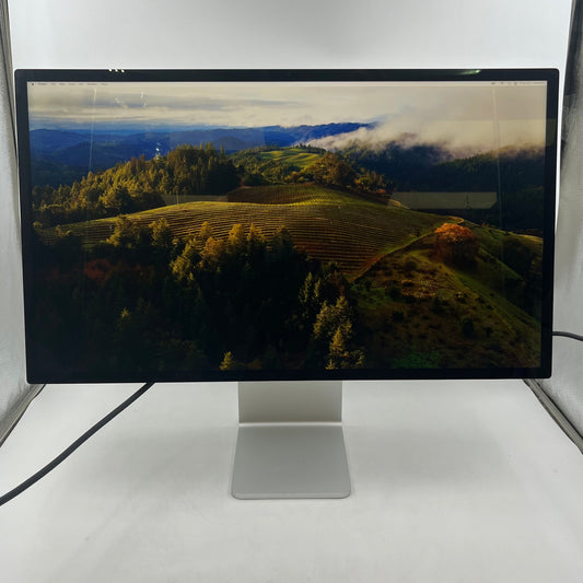 Apple Studio Display 27" 5K Retina Standard Glass 5K Retina A2525