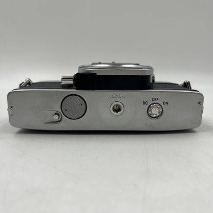 Minolta SRT 201 35MM Film Camera with 200mm Lens