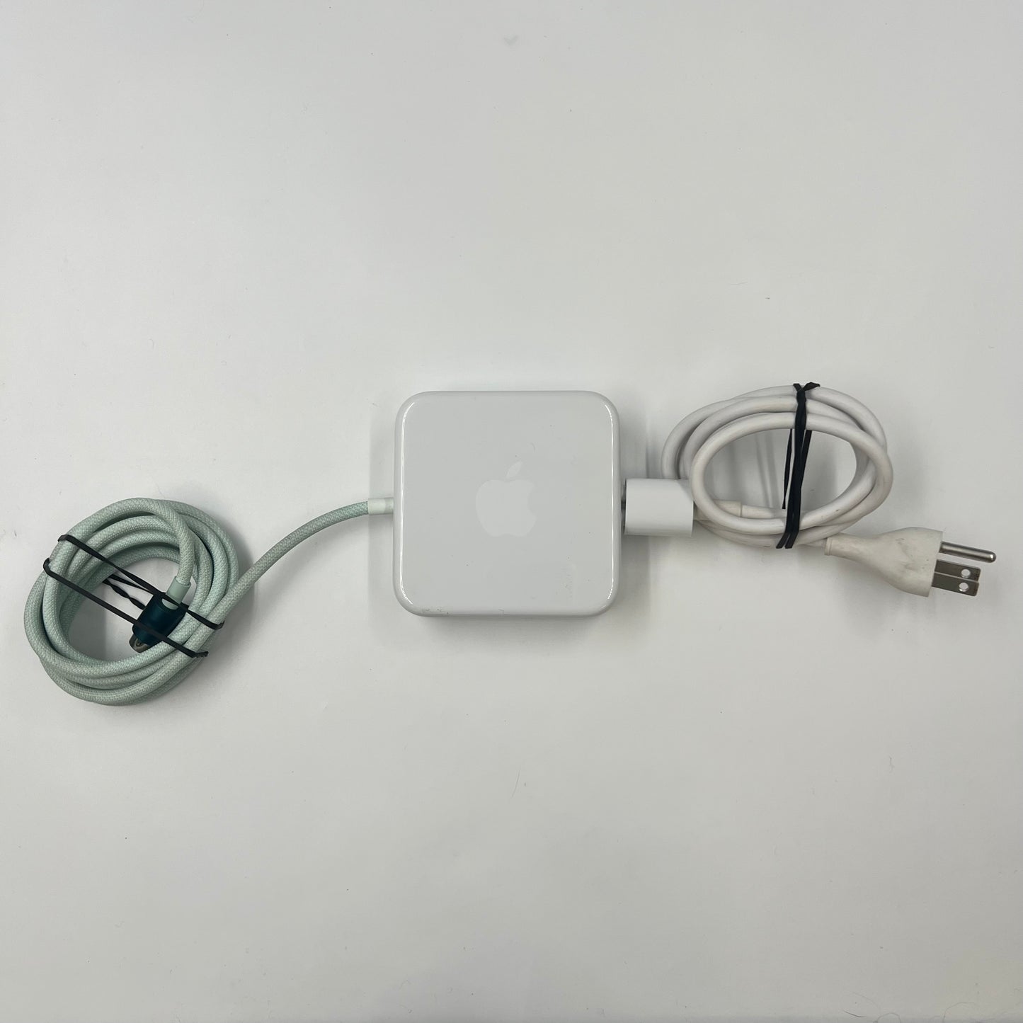 2021 Apple iMac 24" M1 3.2GHz 8GB RAM 256GB SSD Silver MJV83LL/A