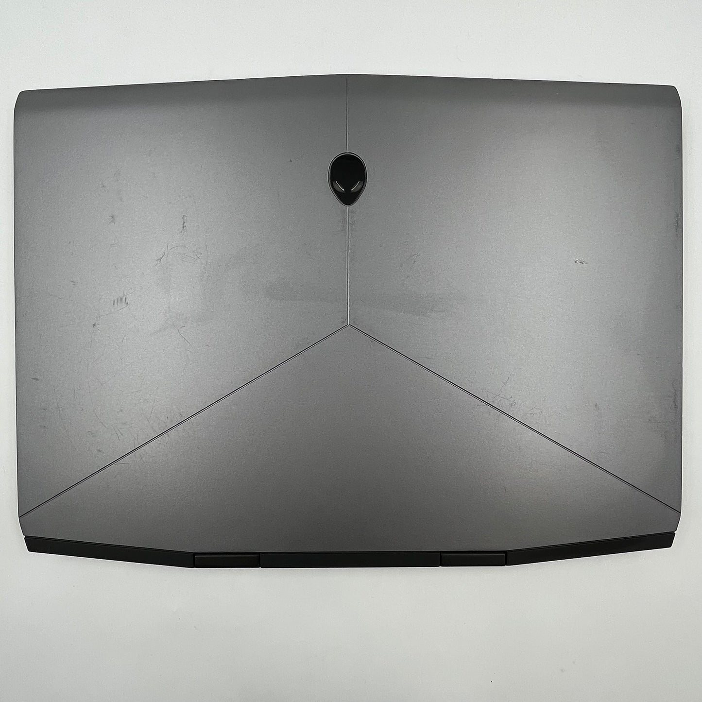 Alienware M15 15.6" i7-8750H 2.2GHz 16GB RAM 256GB SSD 1TB HDD GeForce GTX 1060