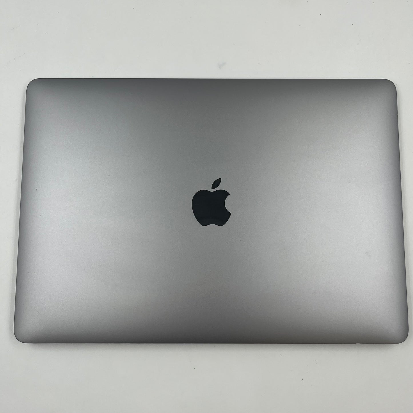 2020 Apple MacBook Air 13.3" M1 7C GPU 3.2GHz 8GB RAM 256GB SSD A2337