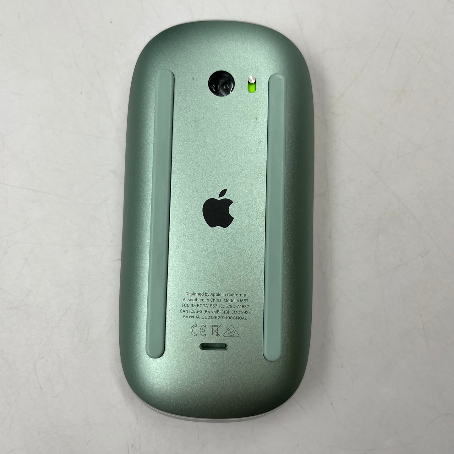 2021 Apple iMac 24" M1 3.2GHz 8GB RAM 256GB SSD Green ‎MGPK3LL/A