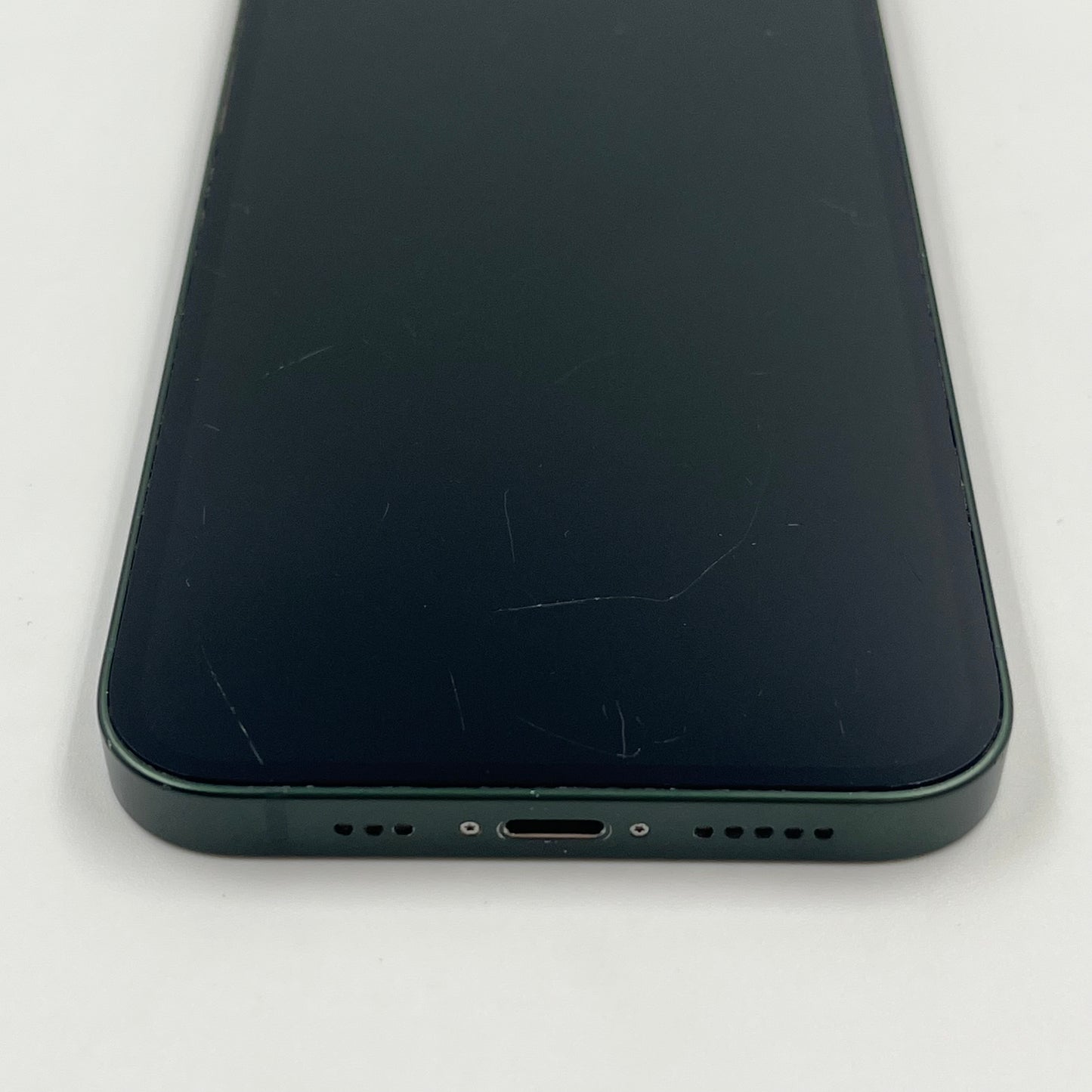 Unlocked Apple iPhone 13 256GB 17.6.1 Green MNG43LL/A