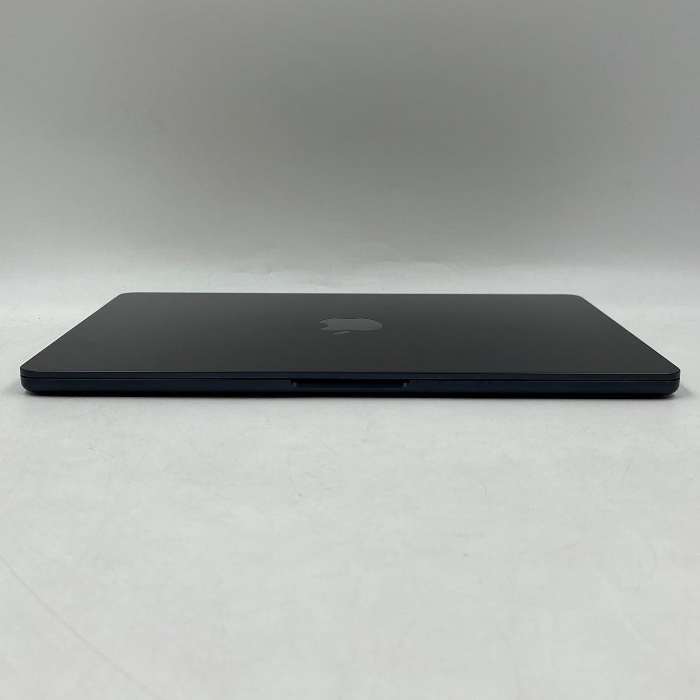 2024 Apple MacBook Air 13.6" M3 8C GPU 4.0GHz 16GB RAM 256GB SSD A3113