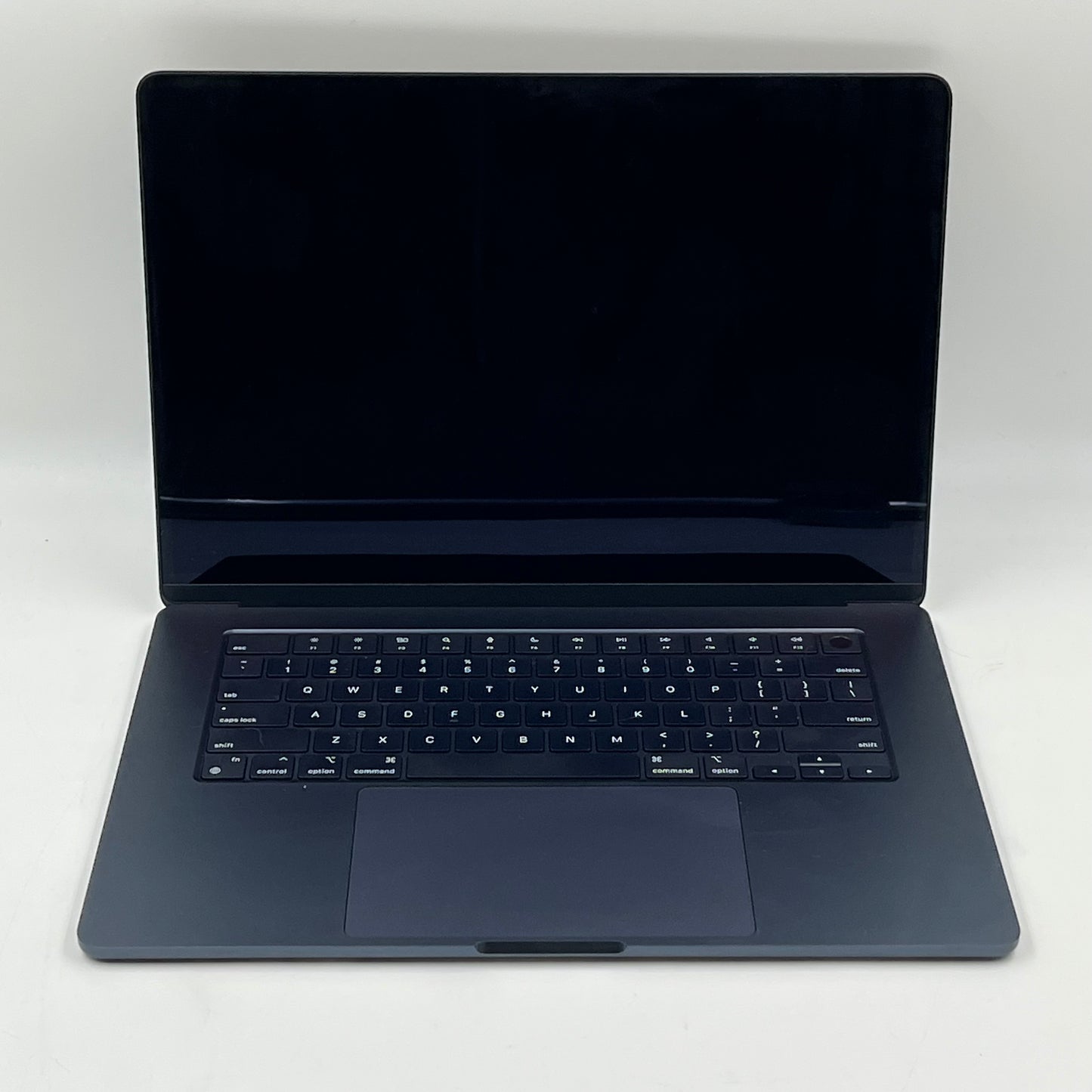 2024 Apple MacBook Air 15" M3 10 Core 4.0GHz 24GB RAM 512GB SSD A3114