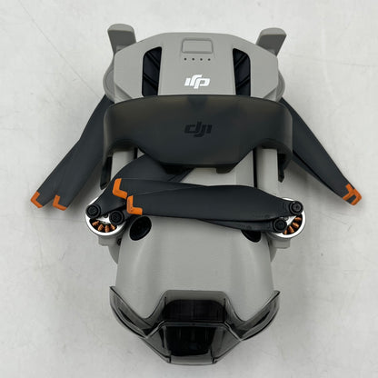 DJI Mini 4 Pro 4K Quadcopter Camera Drone MT4MFVD
