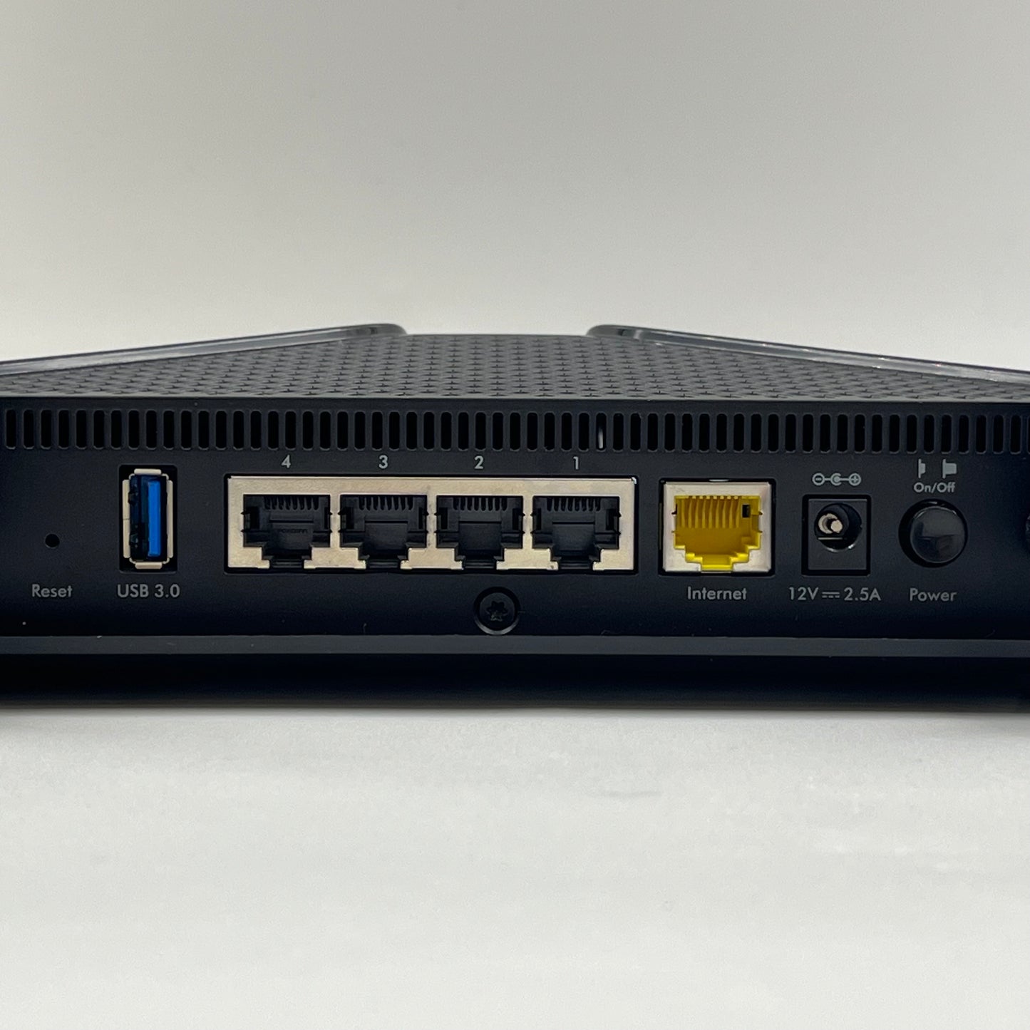 NETGEAR NightHawk AX6 Dual Band AX5400 Gaming Router